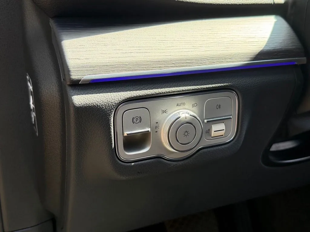 Mercedes-Benz GLE photo 27