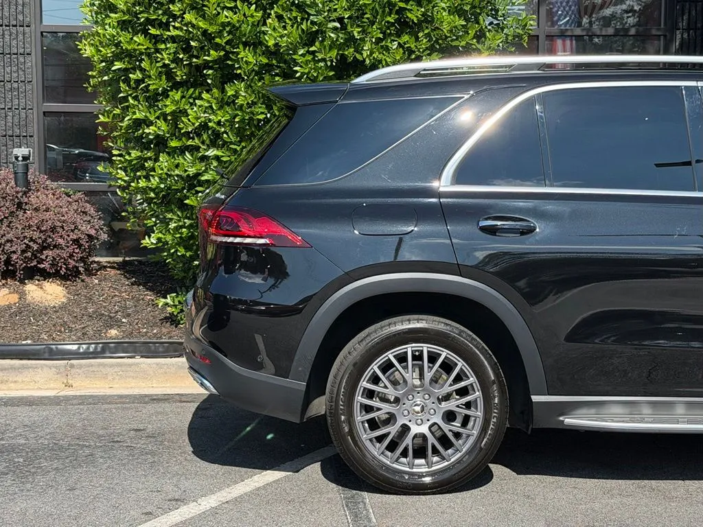 Mercedes-Benz GLE photo 22