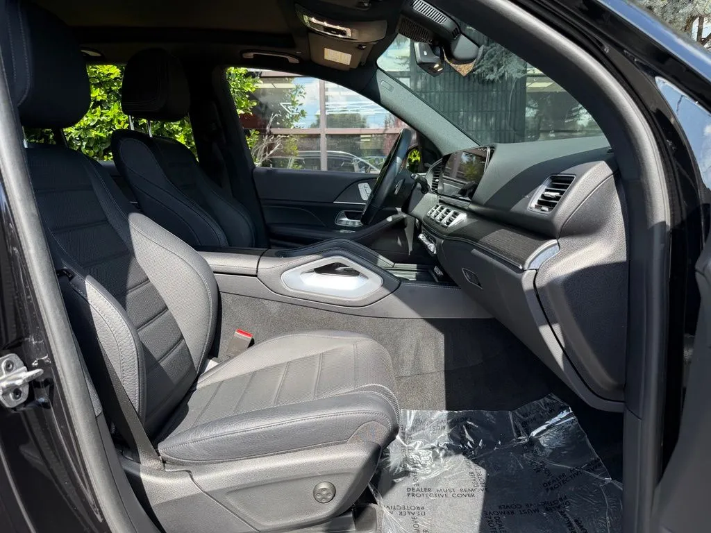 Mercedes-Benz GLE photo 33