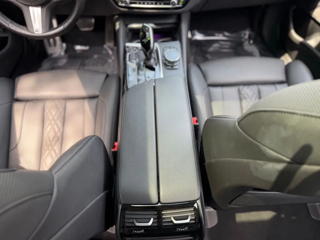 BMW 5 Series photo 51