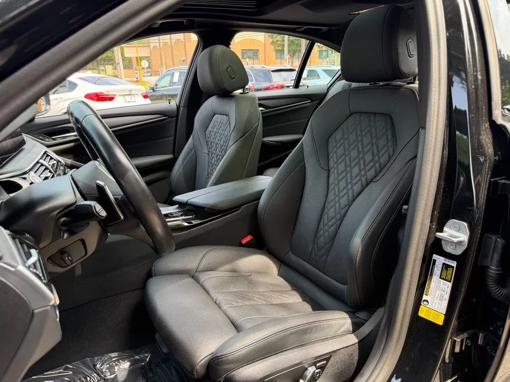 BMW 5 Series photo 27