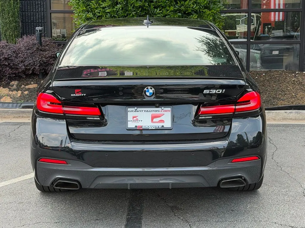 BMW 5 Series photo 14
