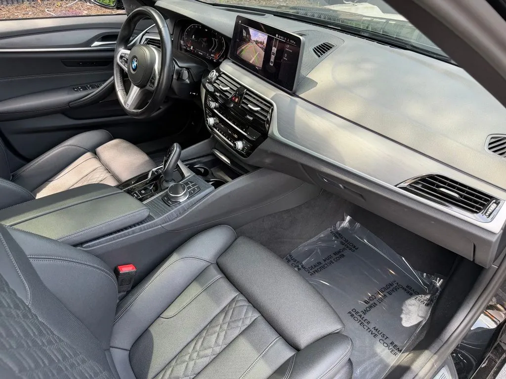 BMW 5 Series photo 34