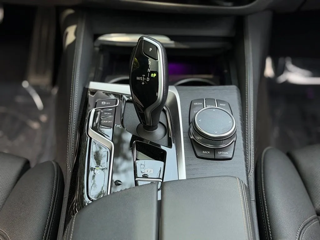 BMW 5 Series photo 50