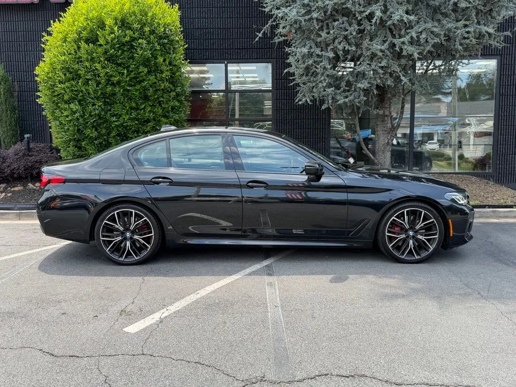 BMW 5 Series photo 22