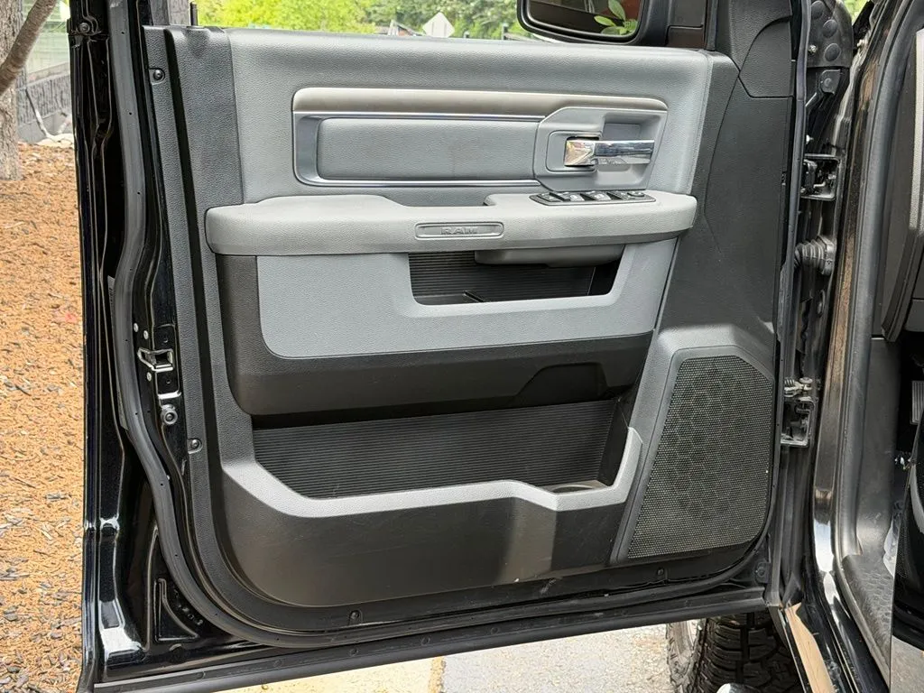 Ram 1500 Classic photo 28
