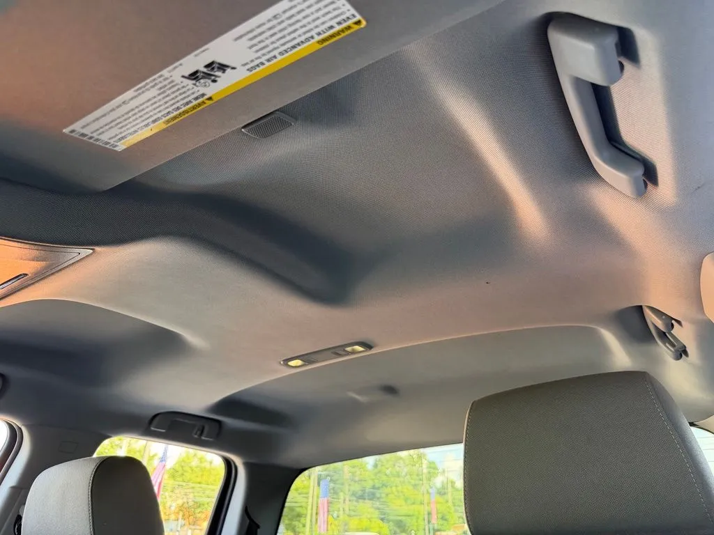 Chevrolet Silverado 1500 LD photo 48