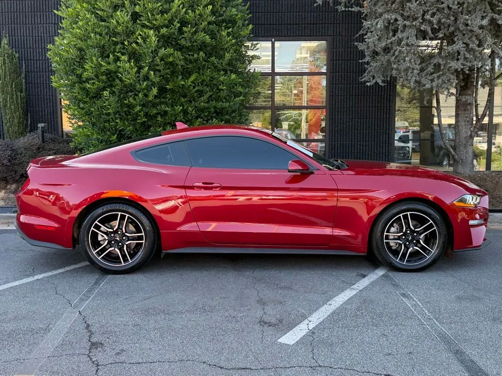 Ford Mustang photo 20