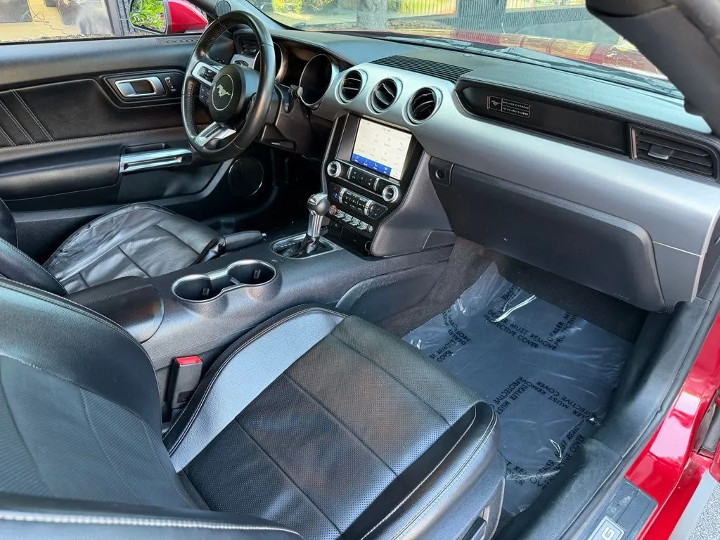 Ford Mustang photo 27