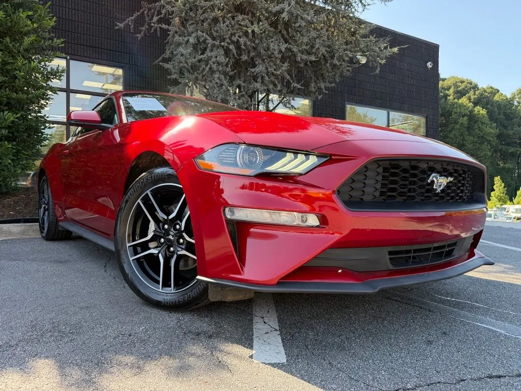 Ford Mustang photo 8