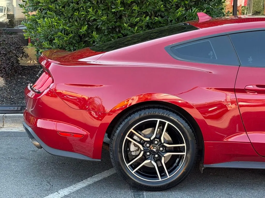 Ford Mustang photo 21