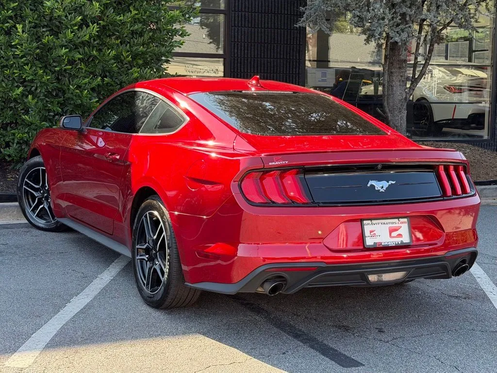 Ford Mustang photo 18