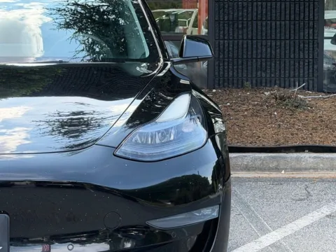 More photos of 2022 Tesla Model 3 Long Range at Gravity Autos Sandy Springs, GA