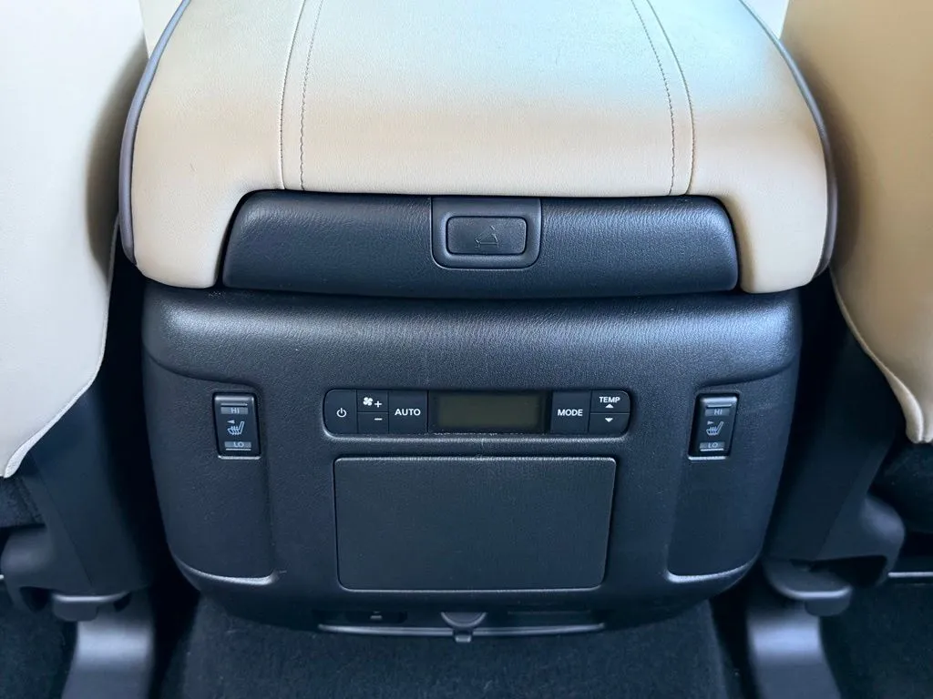 Nissan Armada photo 55