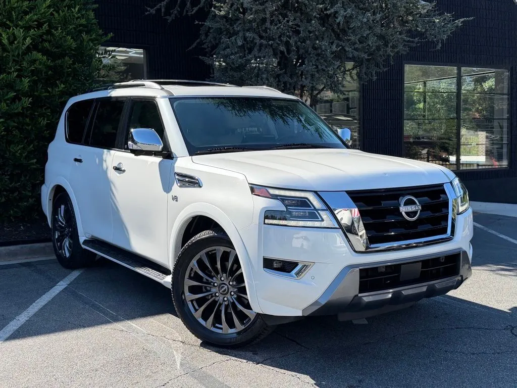Nissan Armada photo 7