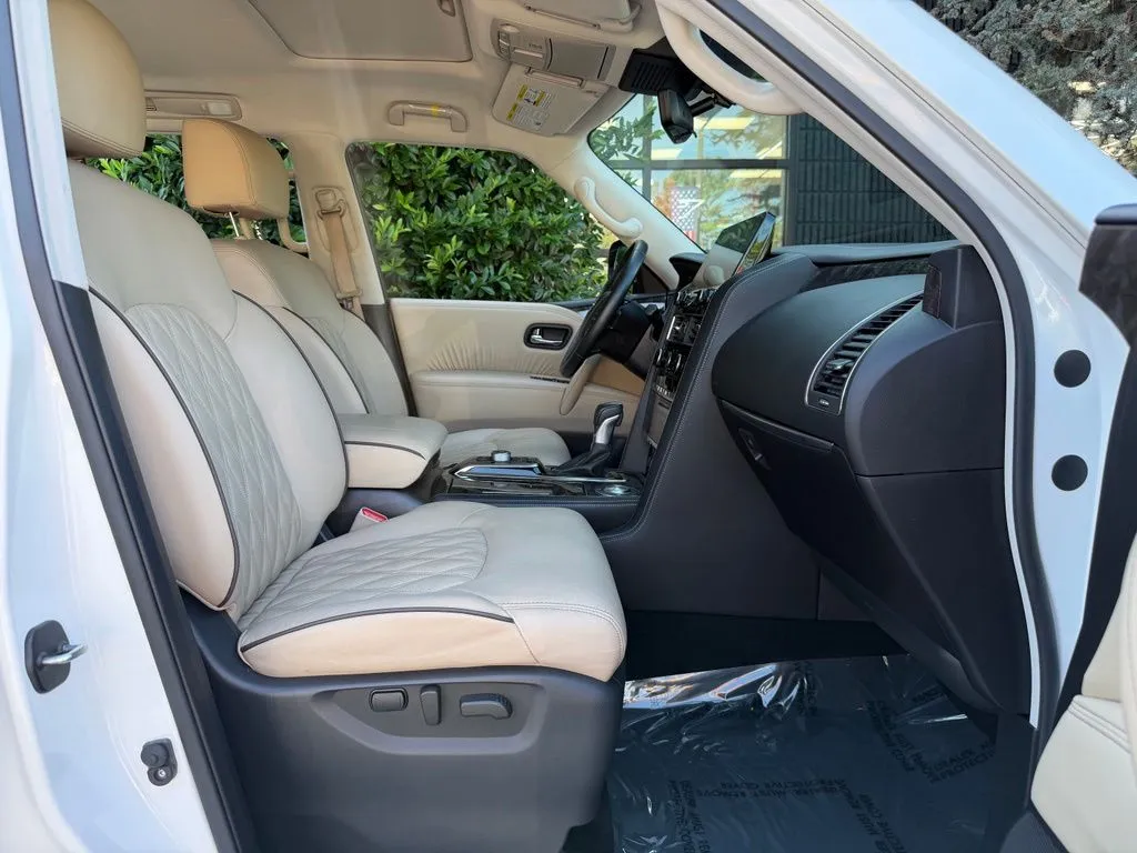 Nissan Armada photo 34