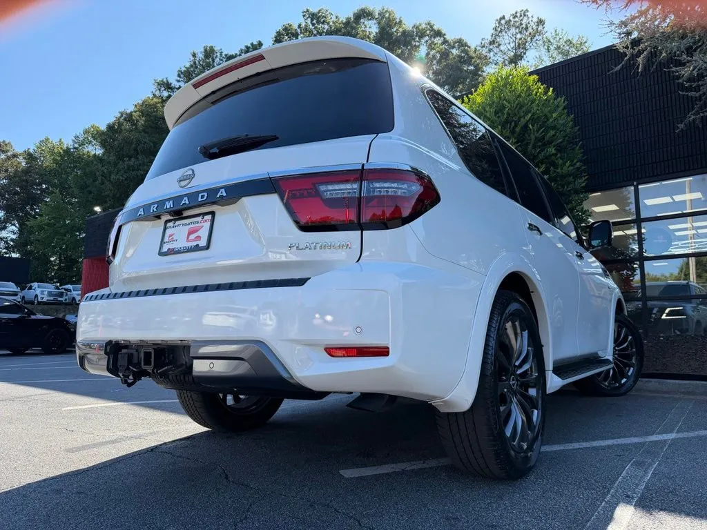 Nissan Armada photo 13