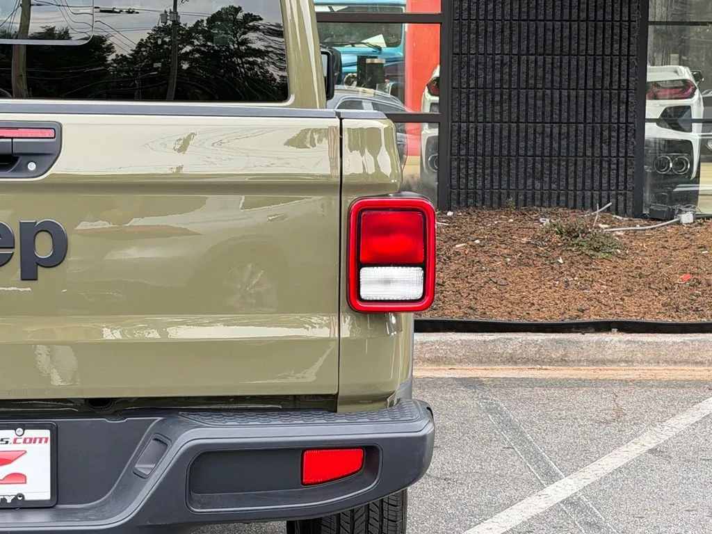 Jeep Gladiator photo 16