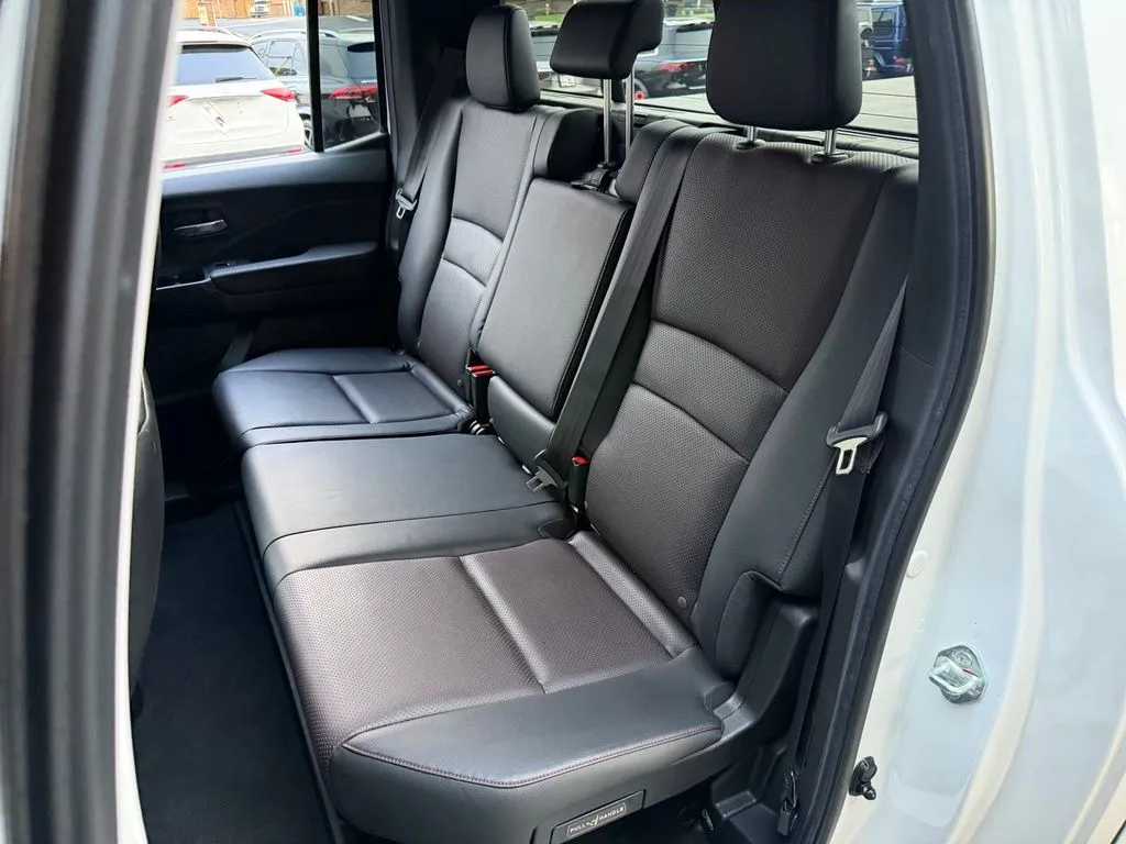 Honda Ridgeline photo 31