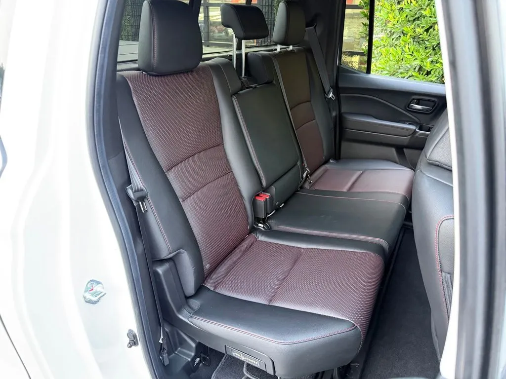 Honda Ridgeline photo 38
