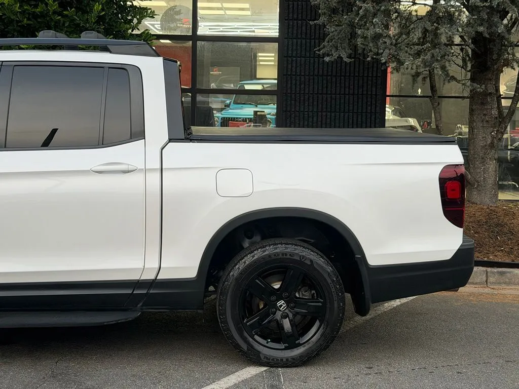 Honda Ridgeline photo 11