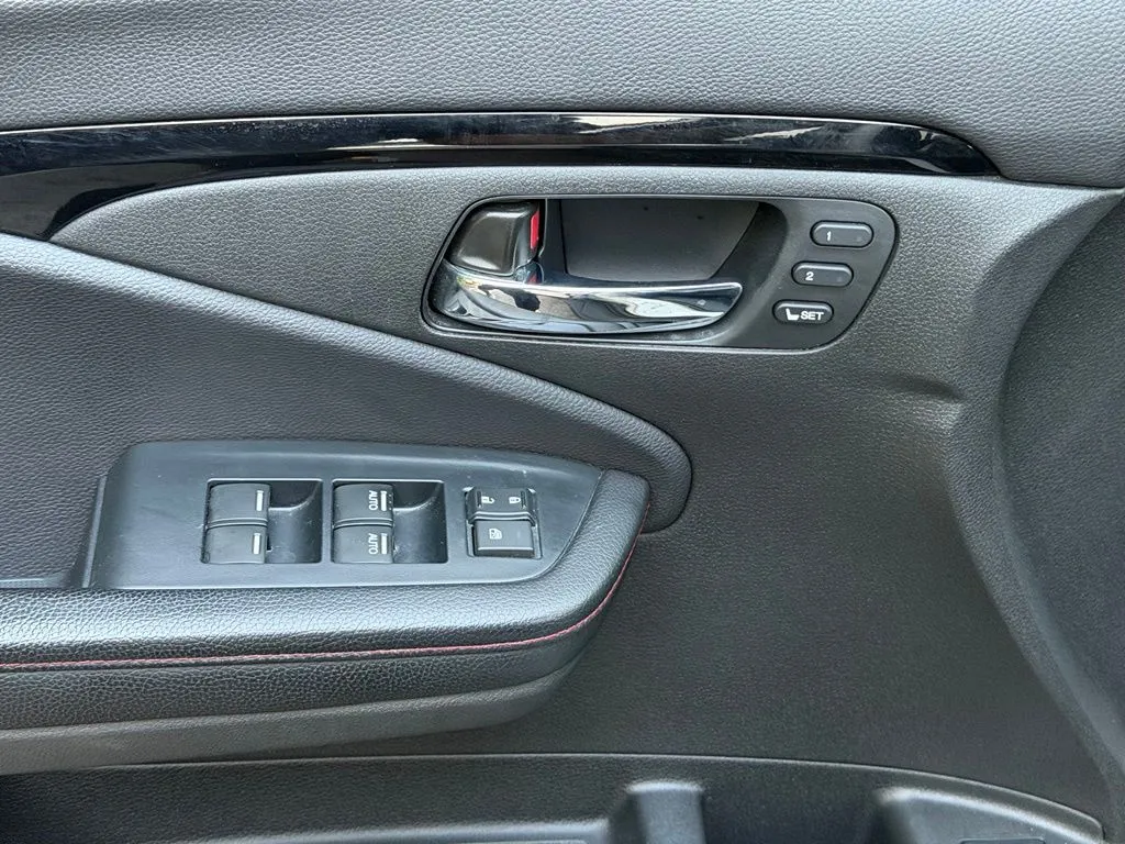 Honda Ridgeline photo 28