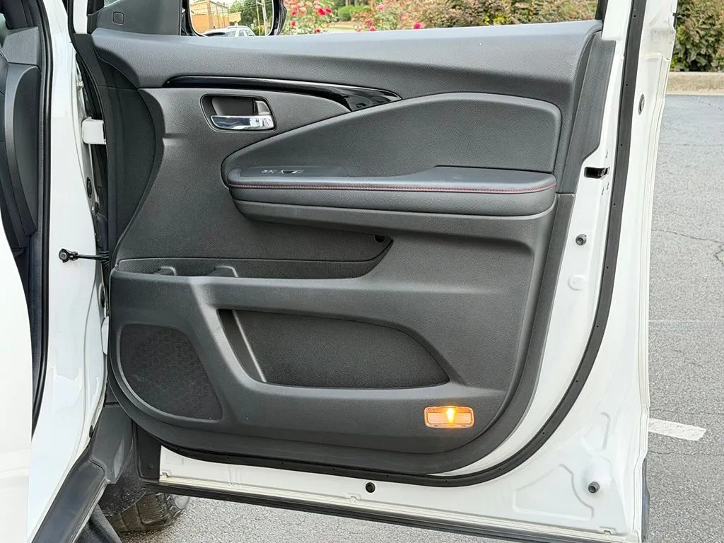 Honda Ridgeline photo 35