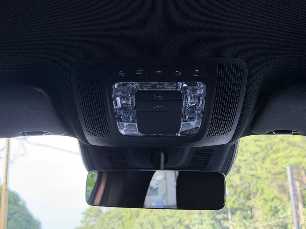 Mercedes-Benz GLA photo 48