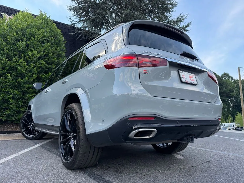 Mercedes-Benz GLS photo 20