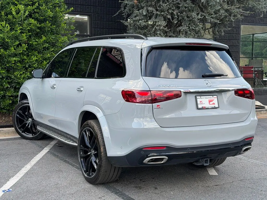 Mercedes-Benz GLS photo 19