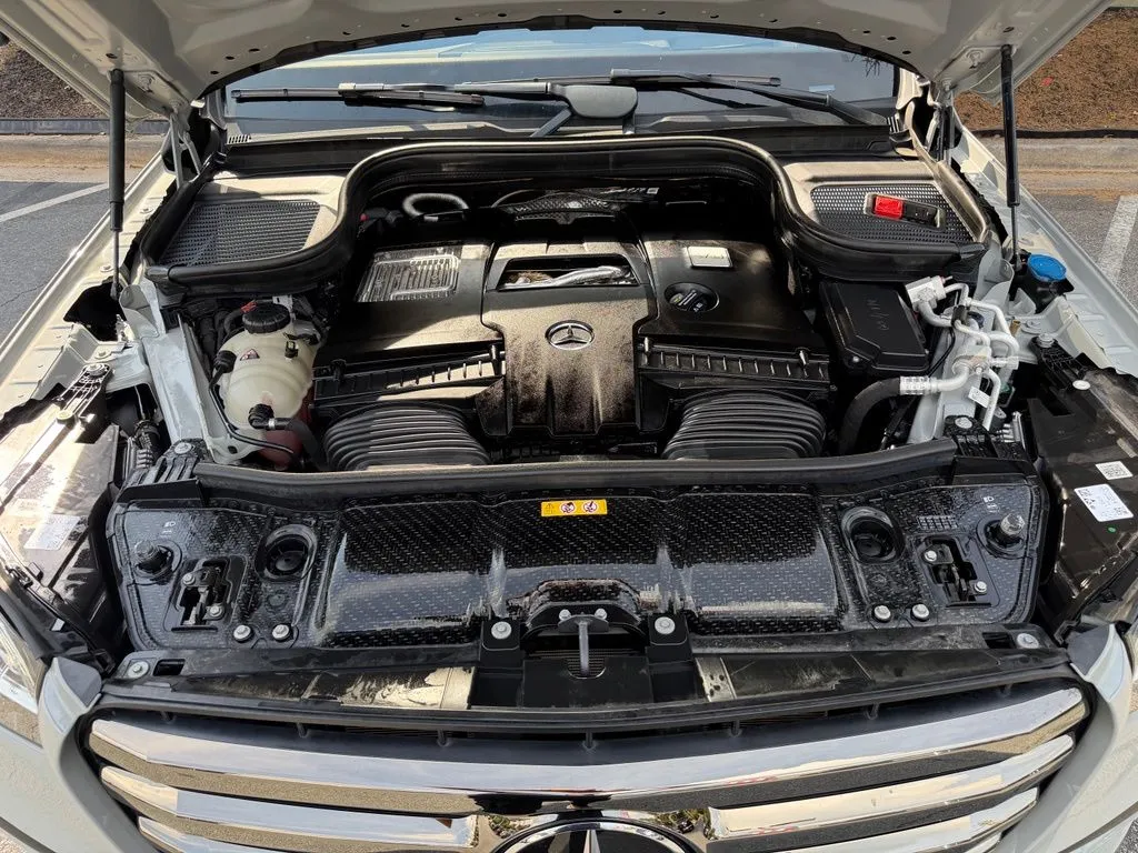 Mercedes-Benz GLS photo 6