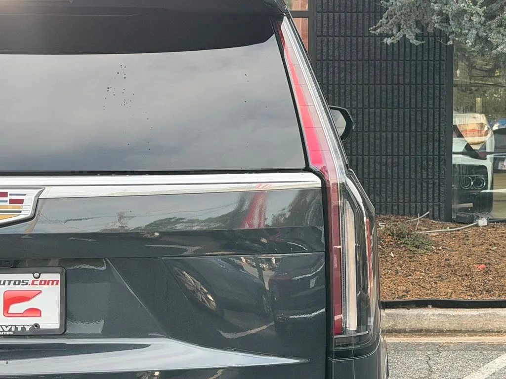 Cadillac Escalade photo 16