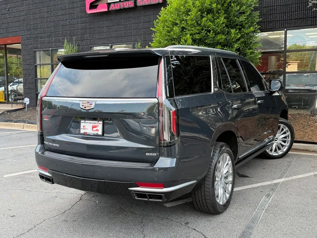 Cadillac Escalade photo 12