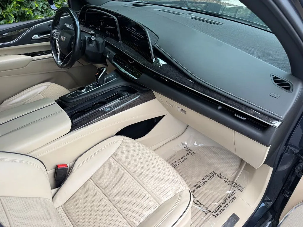Cadillac Escalade photo 33
