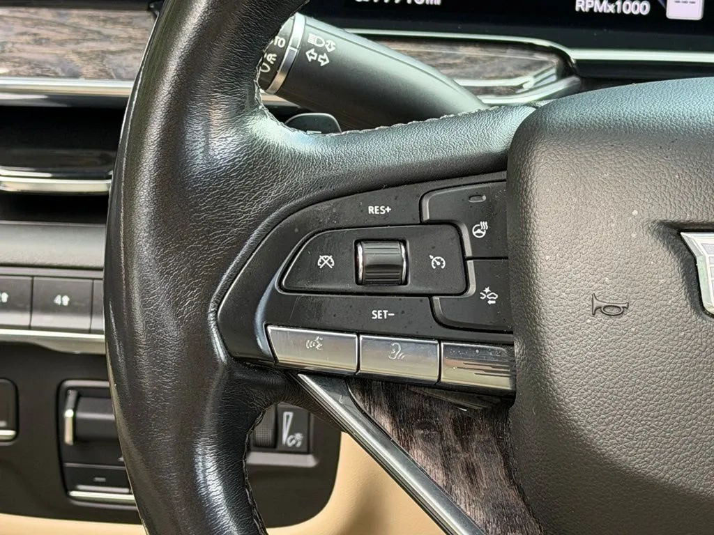 Cadillac Escalade photo 46