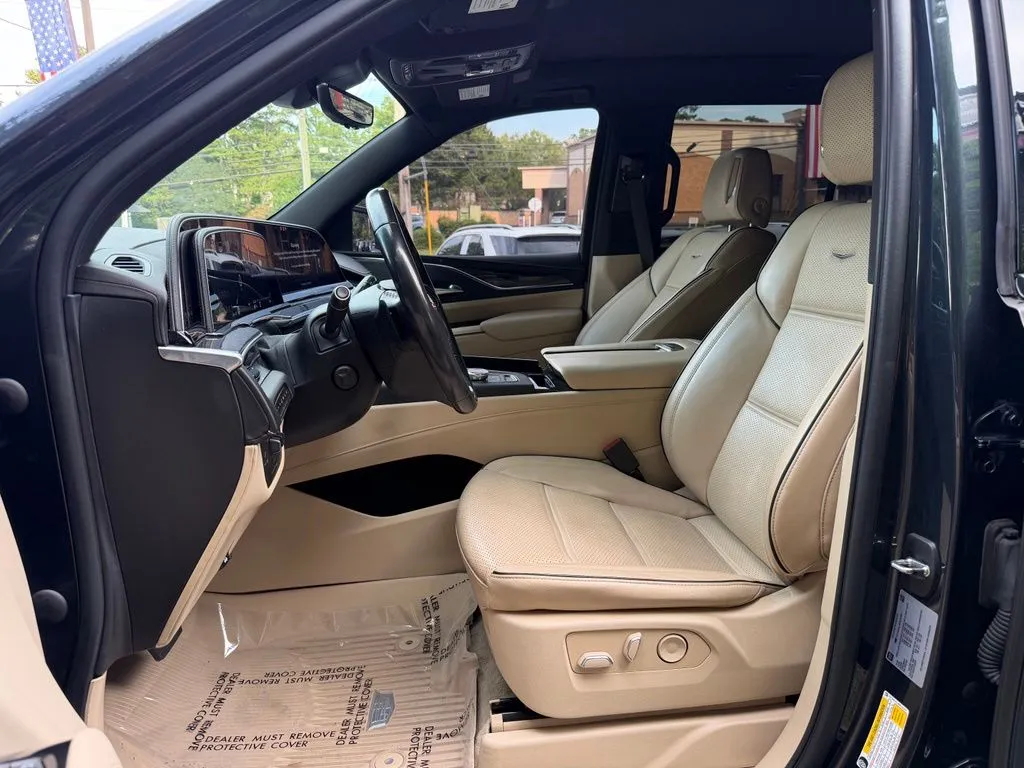 Cadillac Escalade photo 25