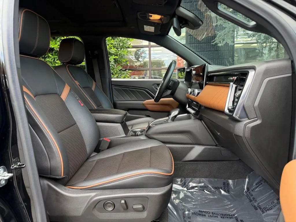 GMC Canyon photo 33