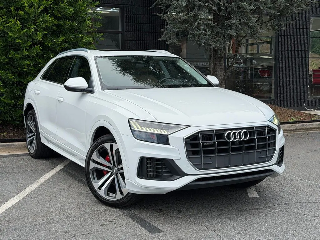 Audi Q8 photo 7