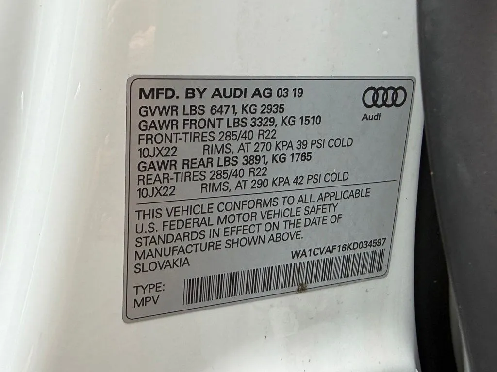 Audi Q8 photo 55