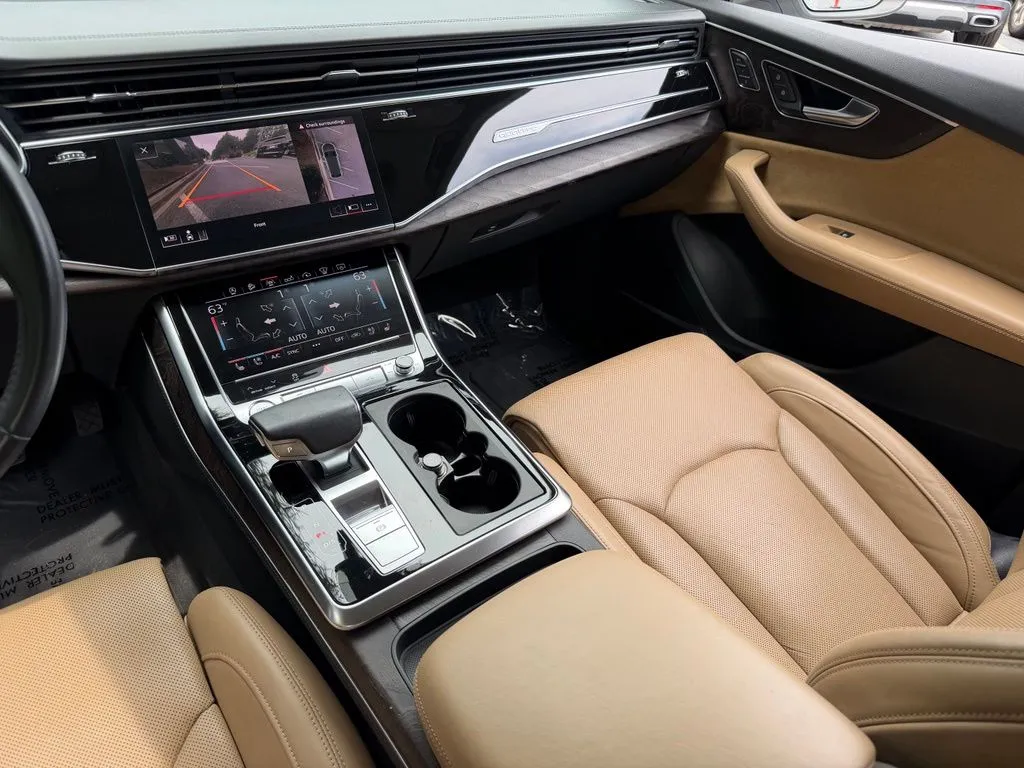 Audi Q8 photo 43