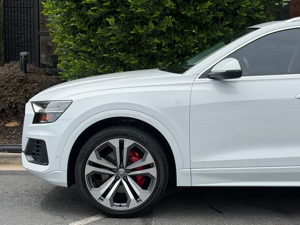 Audi Q8 photo 10