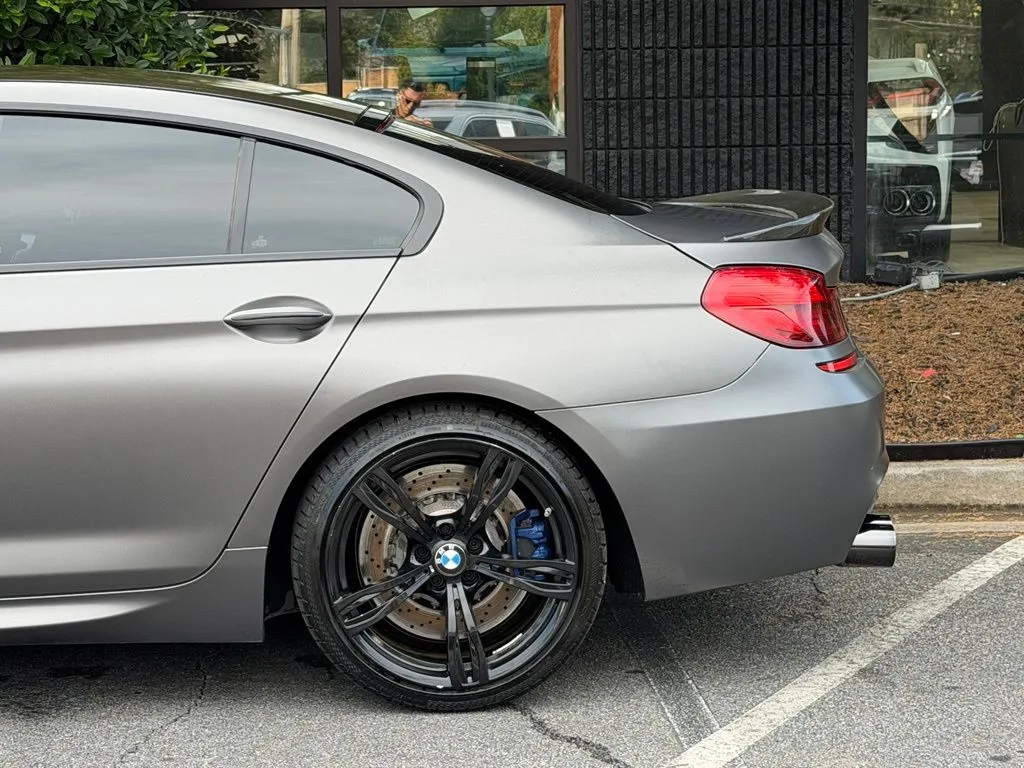 BMW M6 photo 11