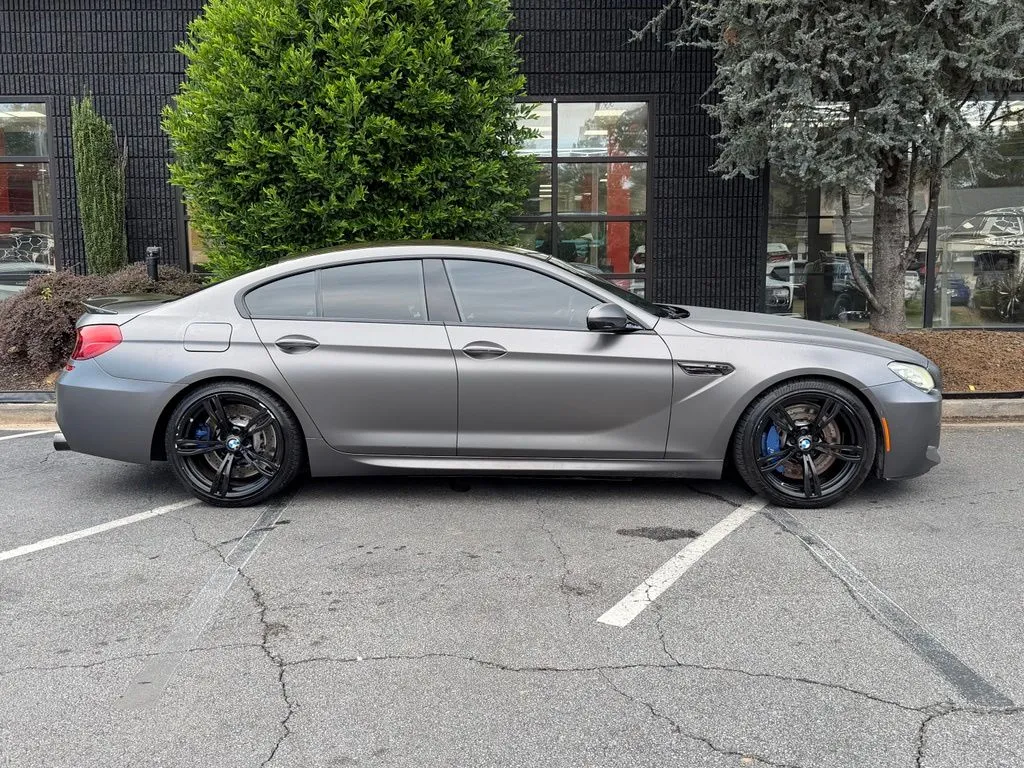 BMW M6 photo 20