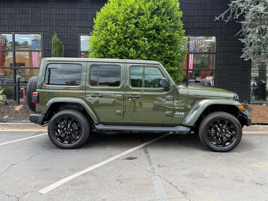 Jeep Wrangler photo 21