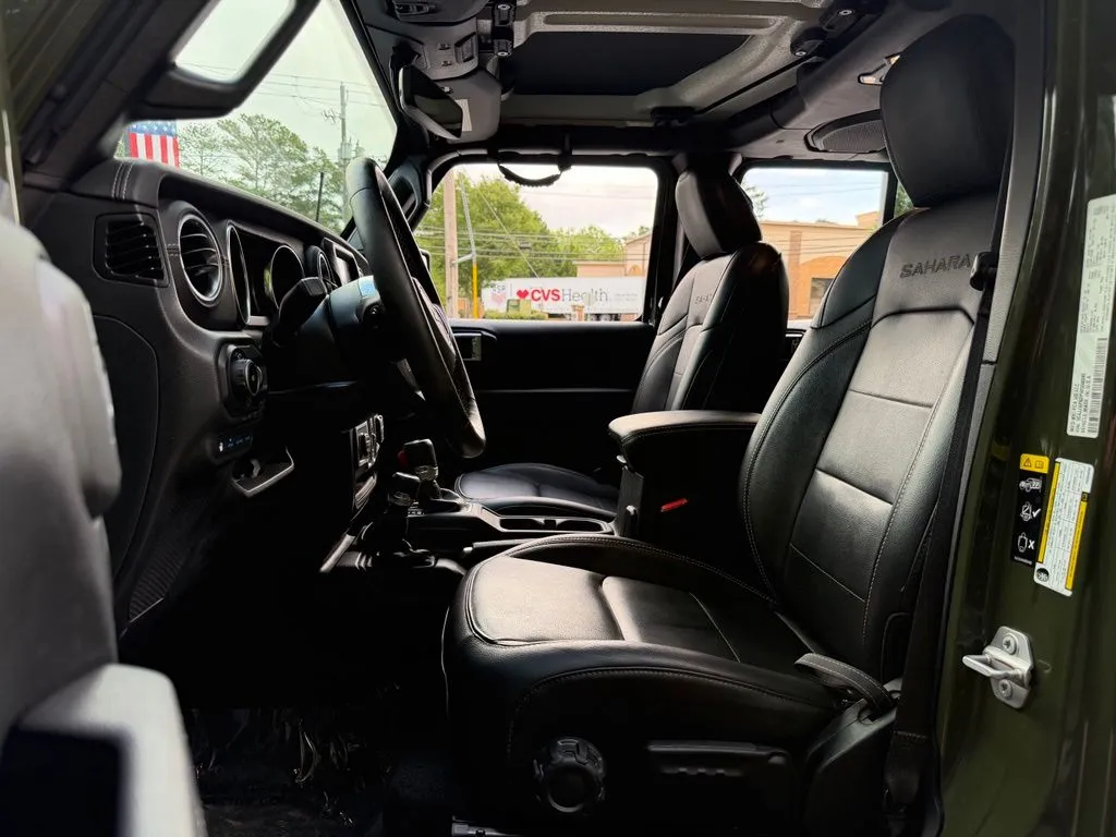 Jeep Wrangler photo 25