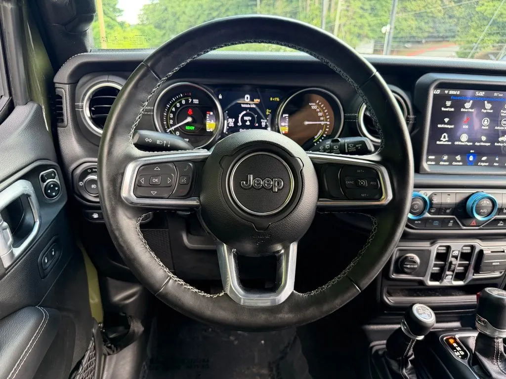 Jeep Wrangler photo 42