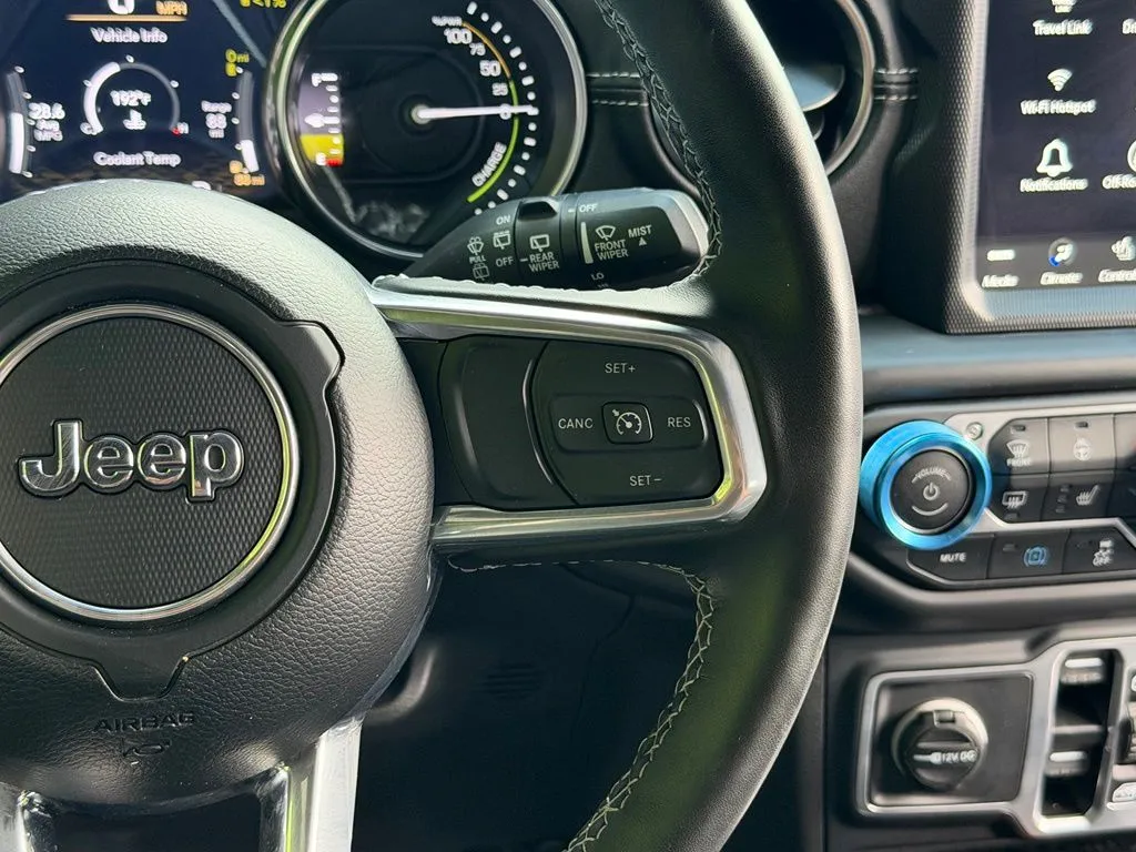 Jeep Wrangler photo 44