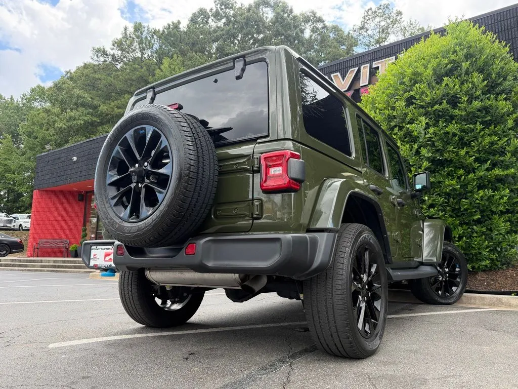 Jeep Wrangler photo 13