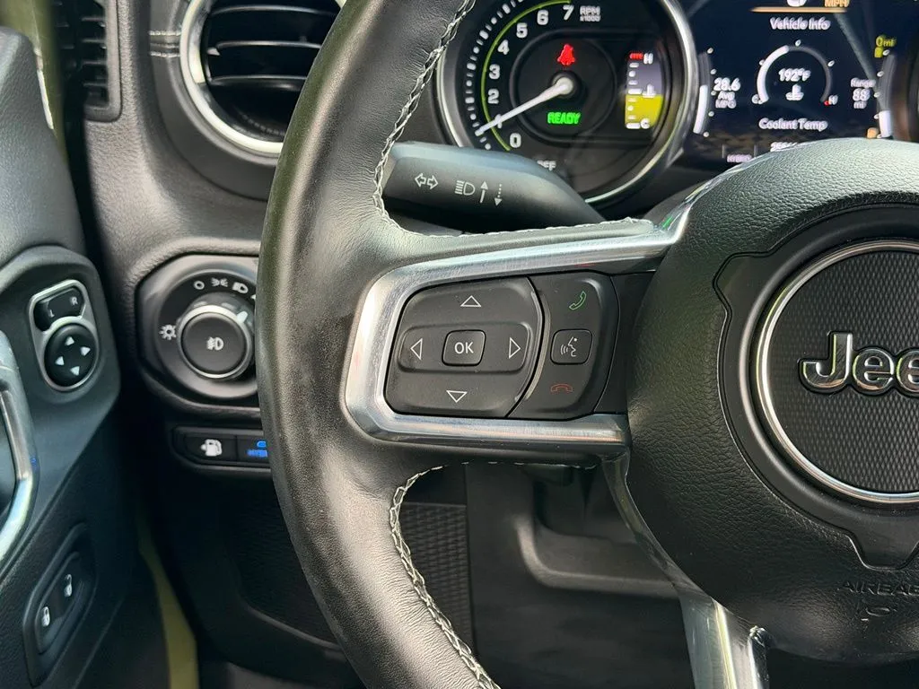 Jeep Wrangler photo 43