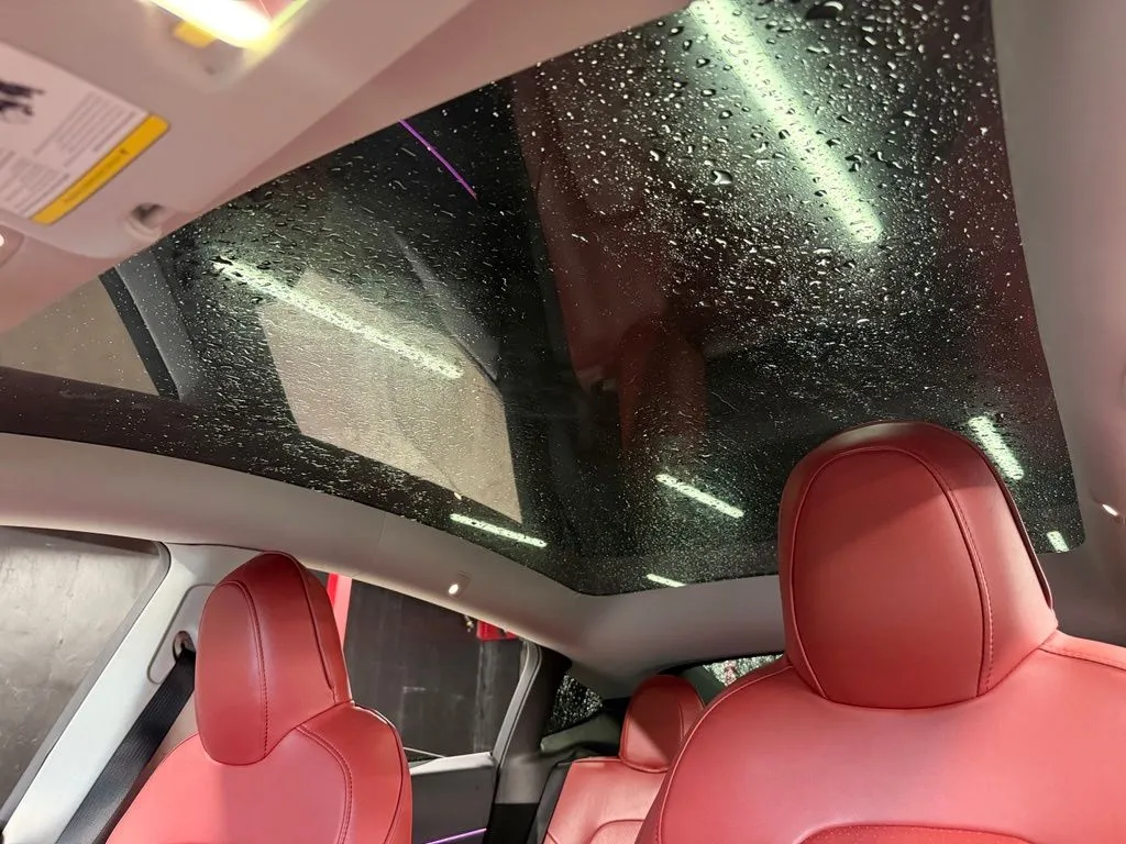 Tesla Model Y photo 48